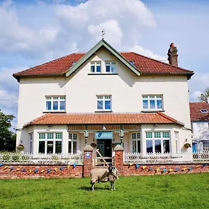 4* Guest house Fairhaven Country
